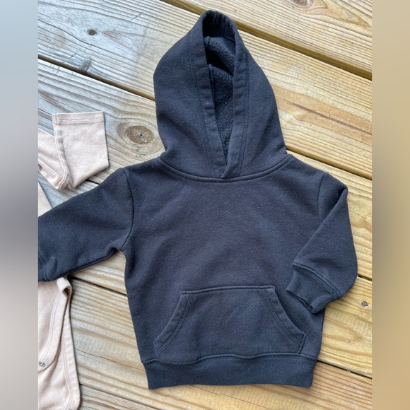Infant baby toddler 12M Jumping Beans black hoodie and tan one piece - Picture 2 of 5